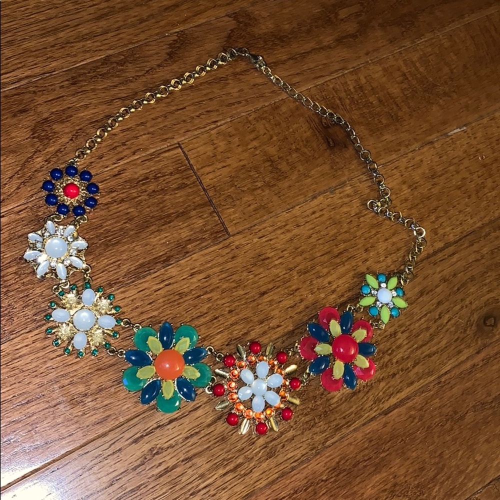 Floral necklace